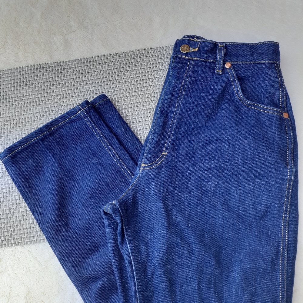 Lee Vintage 90's Y2K Taper Leg High Rise Mom Jeans Dark Blue Wash